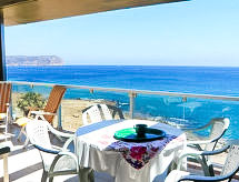 Rustiek appartement aan zee in Jávea, op 50 meter van het strand - thumbnail 1