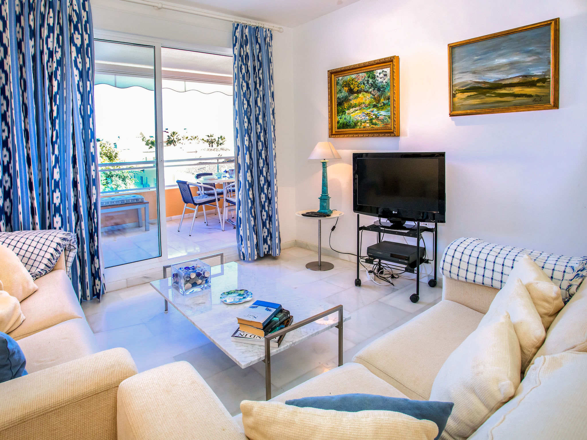 Photo of Jardine de Bolonia Plus