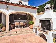 Maison Nostra