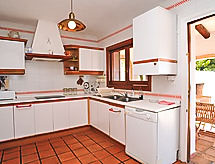 Maison Nostra