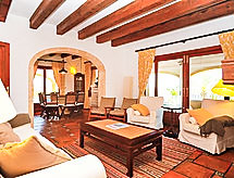 Maison Nostra