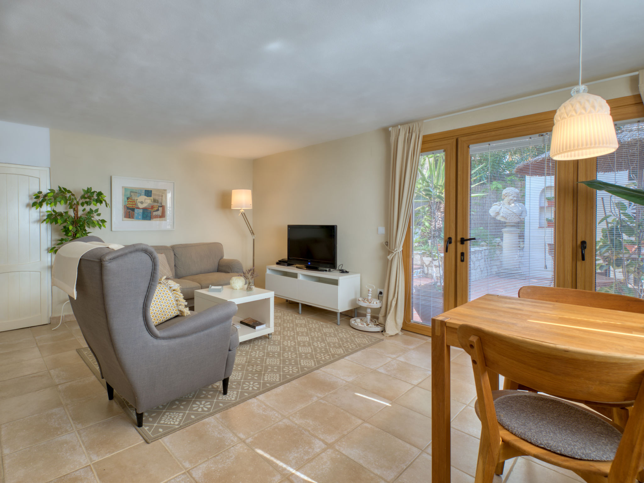 Photo of Petite Fleur