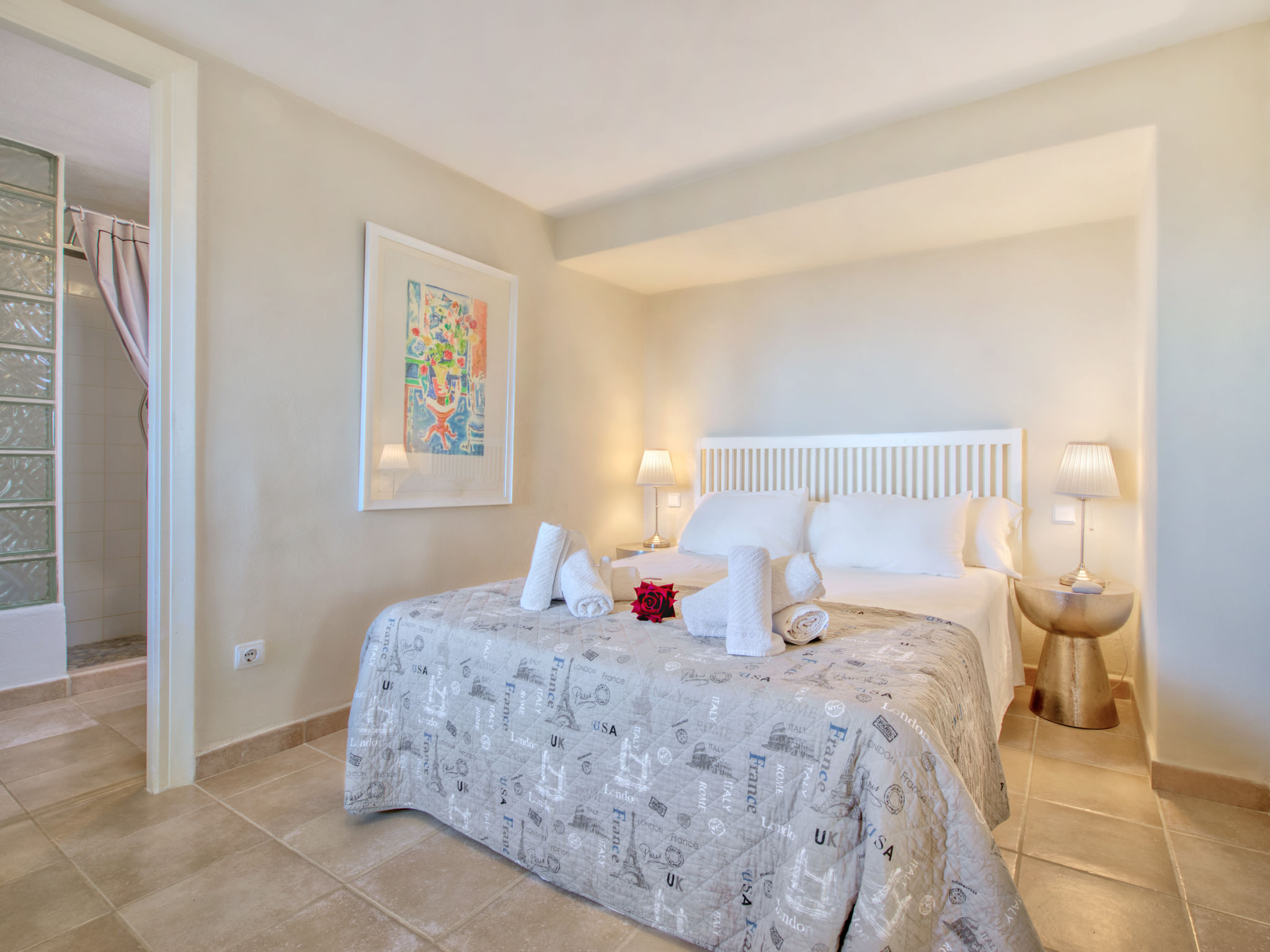 Photo of Petite Fleur