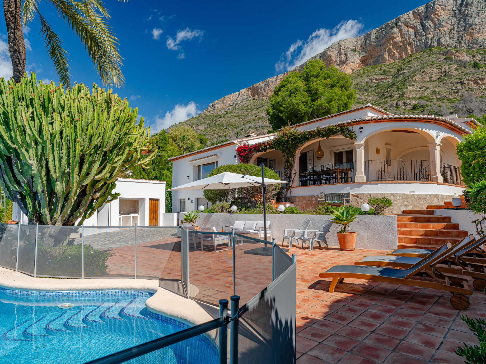 Villa Terra Montgo - Draußen