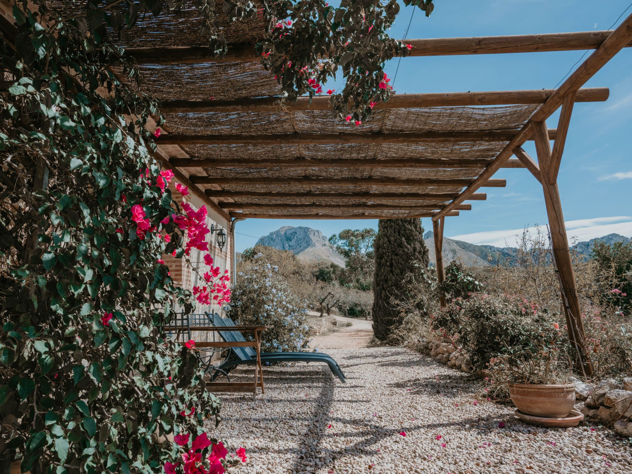 Leerstehendes Haus "Can Elisa"-Image-tags.info