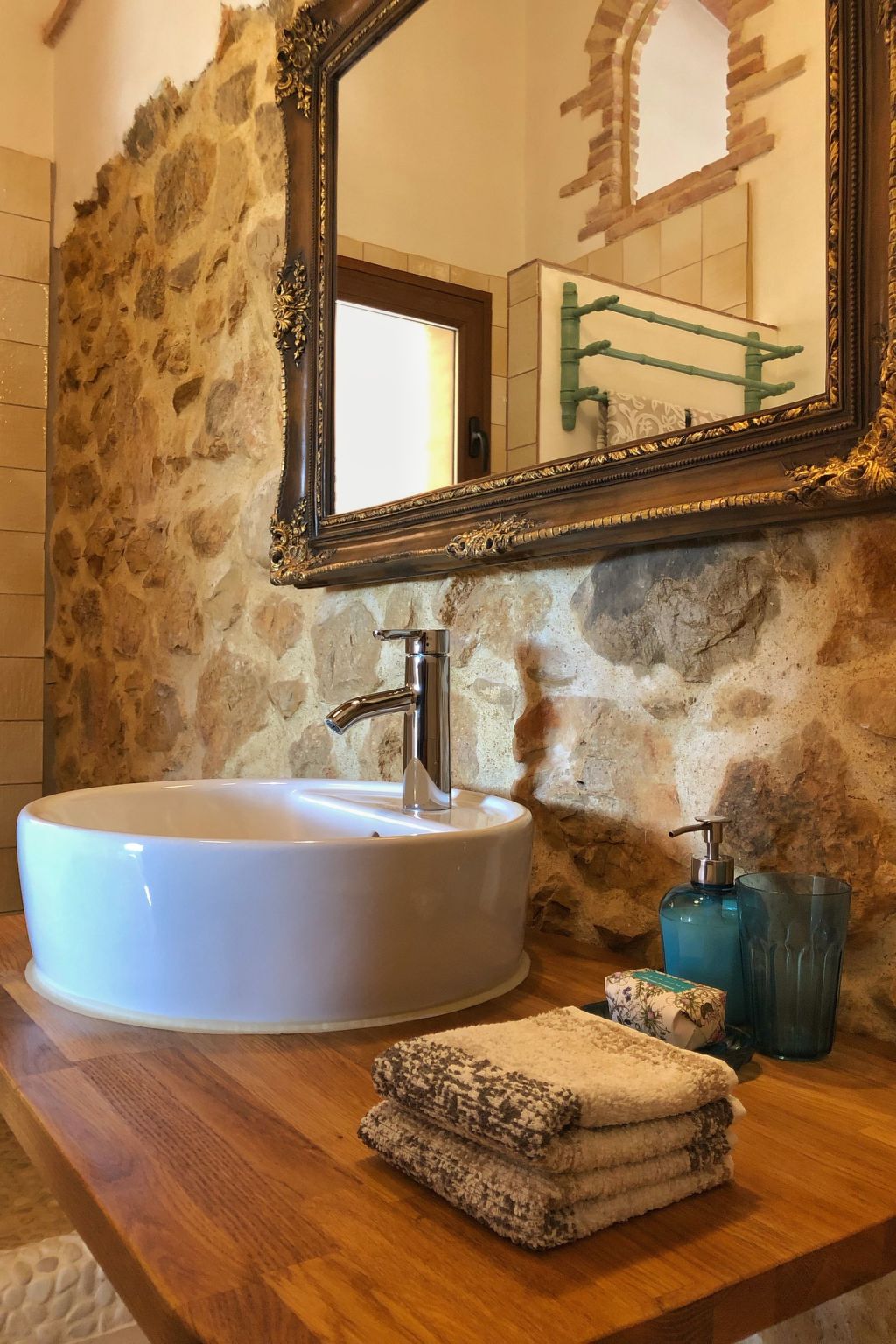 Leerstehendes Haus "Can Elisa"-Image-tags.info