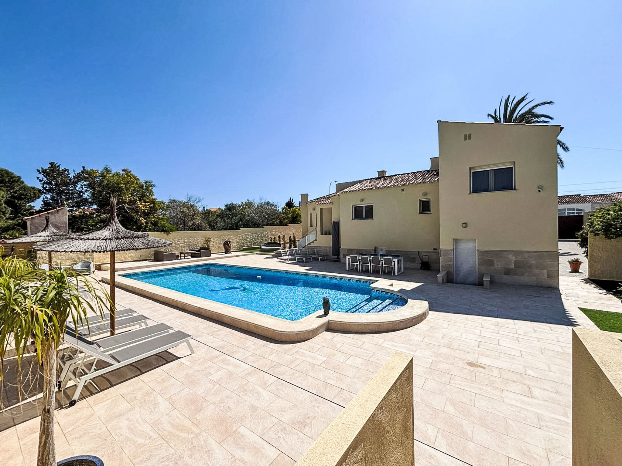 Casa Velazquez -Ferienhaus mit privatem Pool