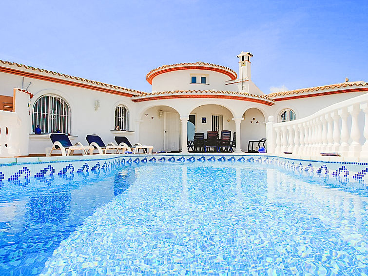 Search and Stay destination Ráfol de Almunia, VC - Spain from AU$ 458. Villa Ma-Nita