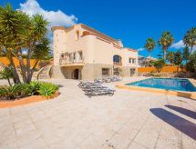 Villa Cronos: luxe strandvilla voor 12 personen met privézwembad in Calpe - thumbnail 2
