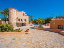 Villa Cronos: luxe strandvilla voor 12 personen met privézwembad in Calpe - thumbnail 1