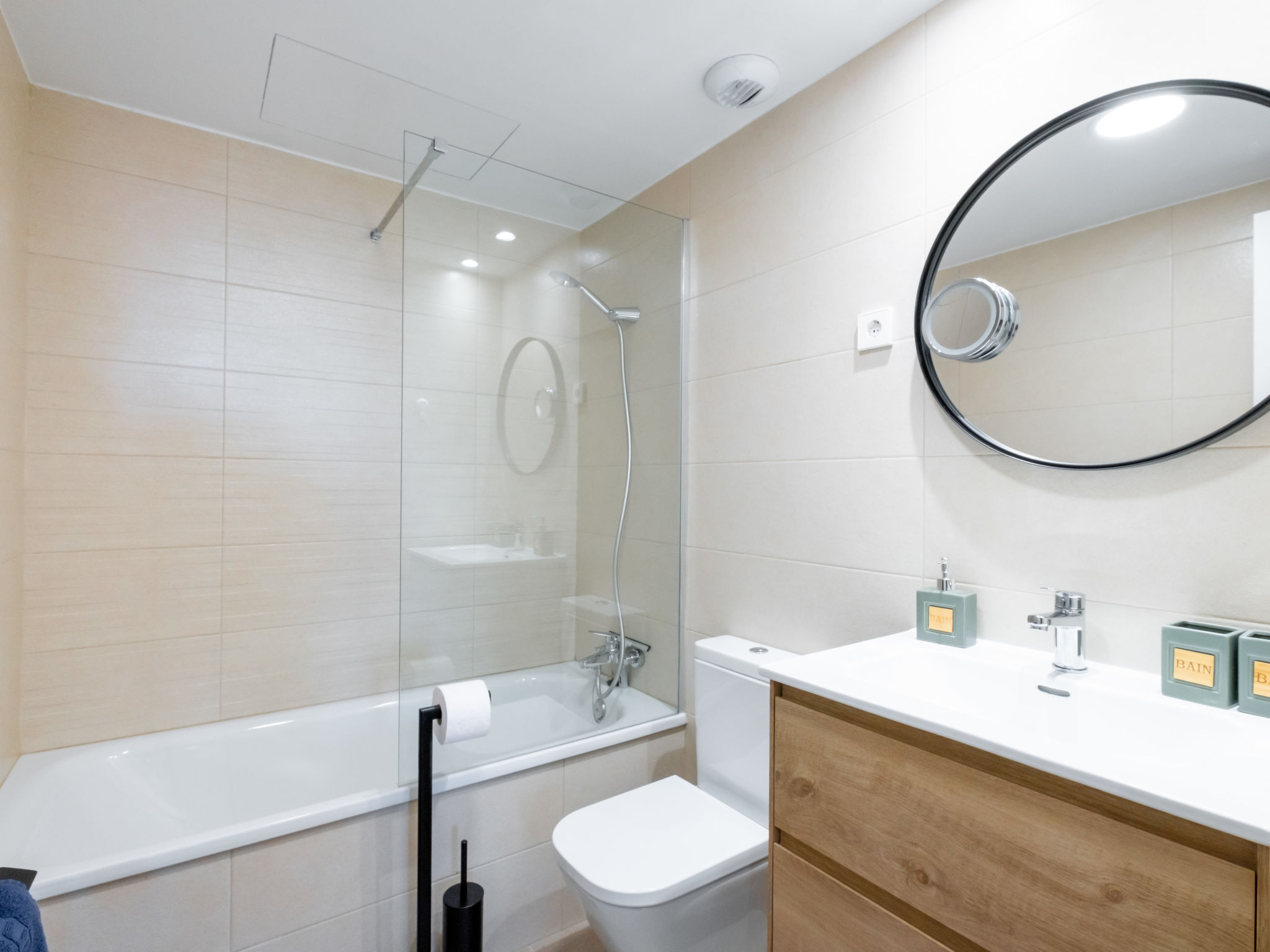 Photo of Sunrise Tower