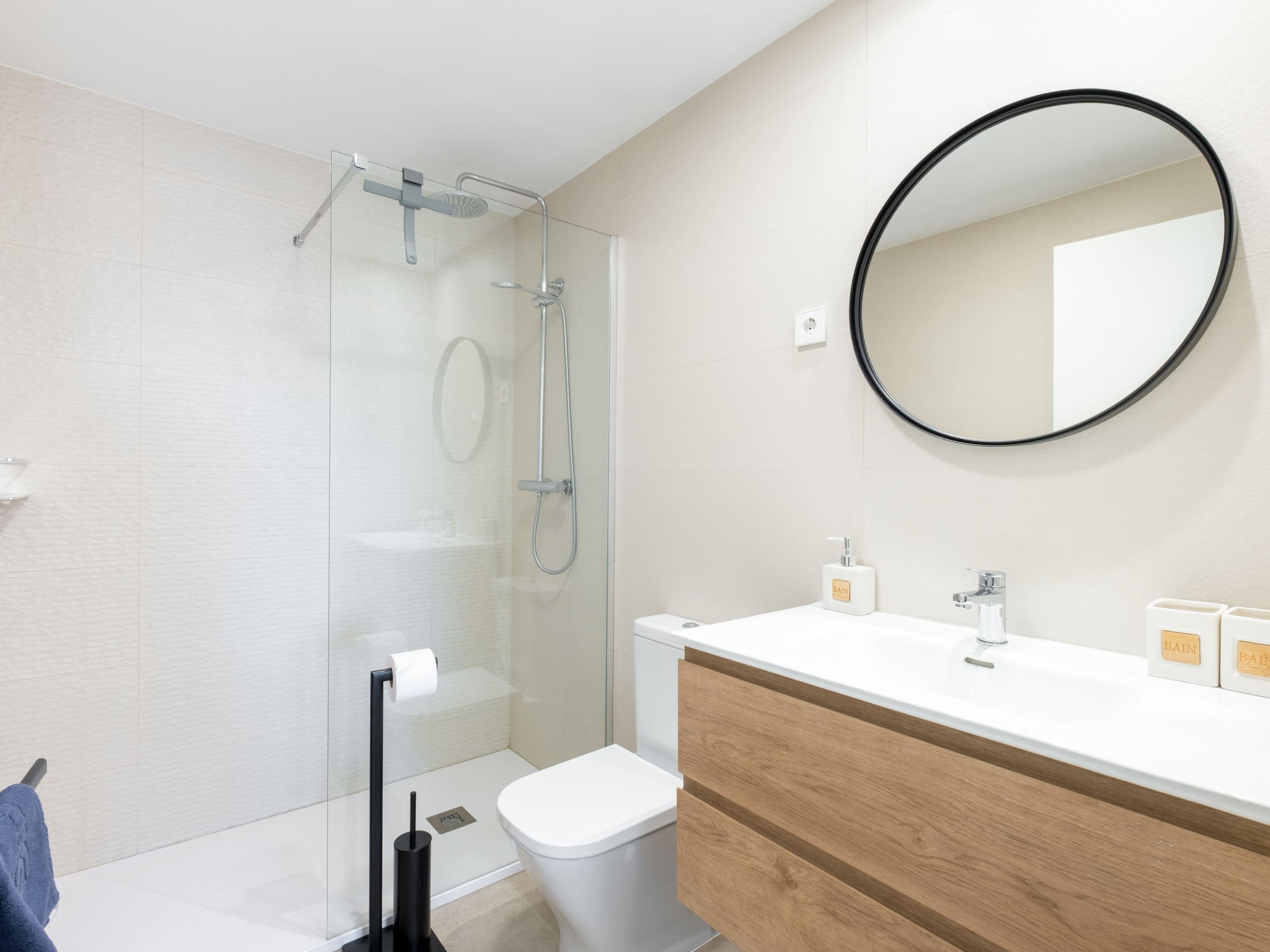 Photo of Sunrise Tower