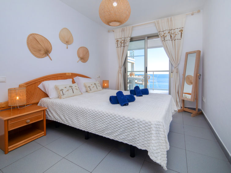 Search and Stay destination Calp, VC - Spain from AU$ 276. Hipocampos