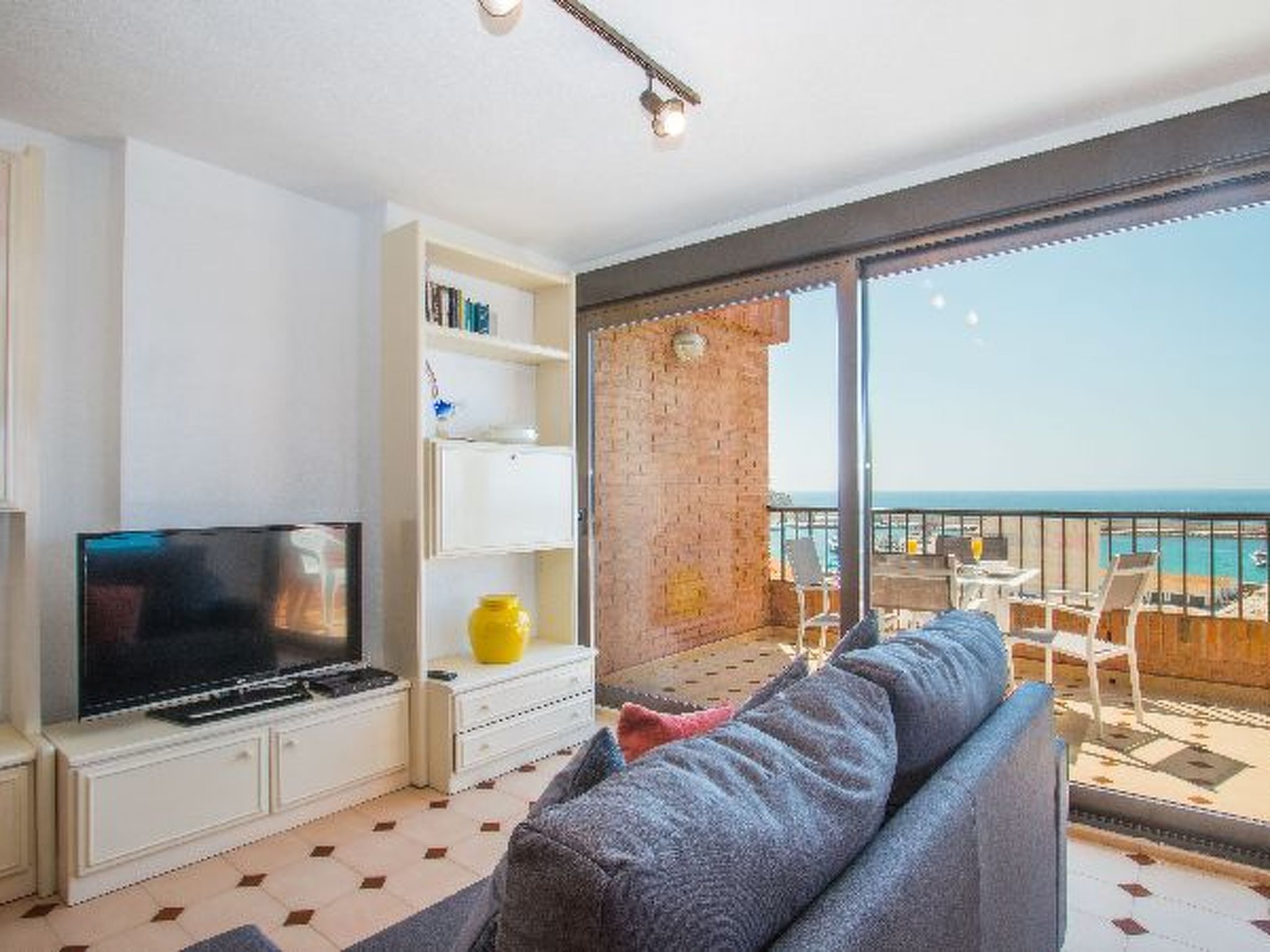 Photo of Apartment Ifach - PlusHolidays