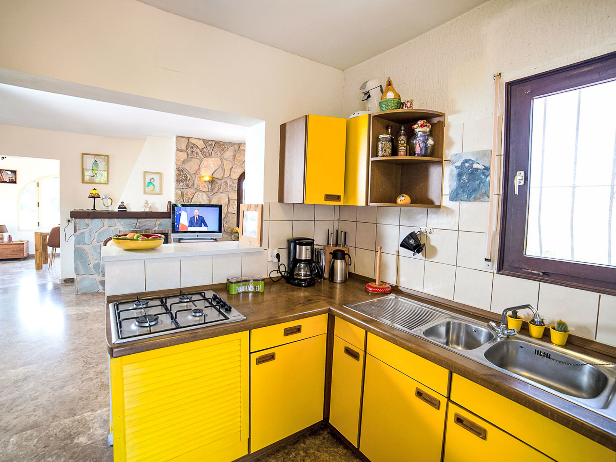 Kitchen / Dining Room