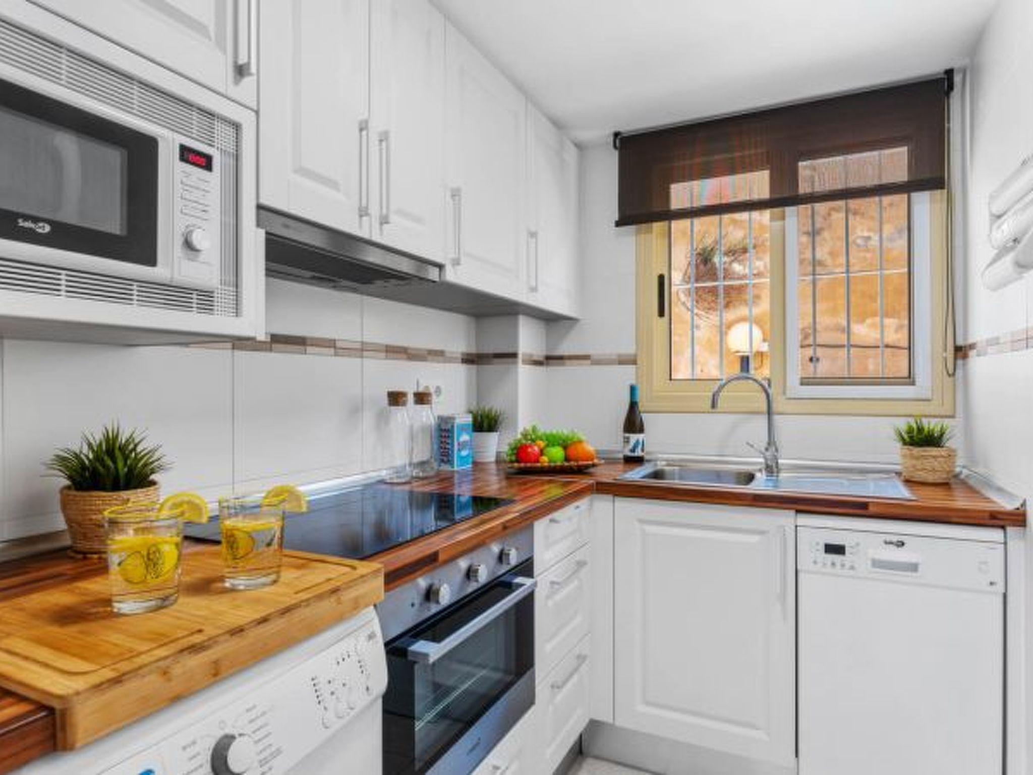 Photo of Apartamento Zeus 6 - PlusHolidays