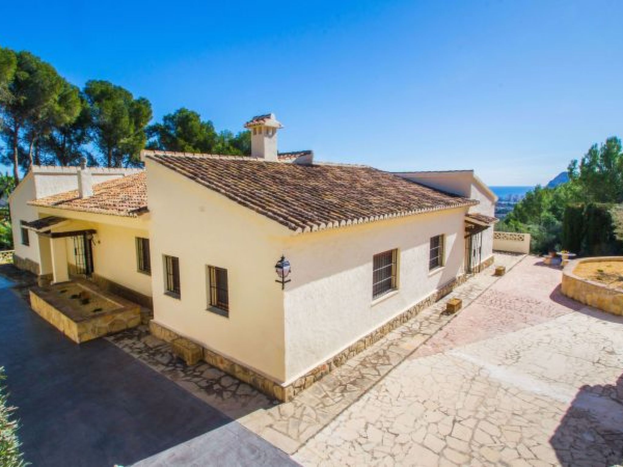 Photo of Villa Moskoa - PlusHolidays