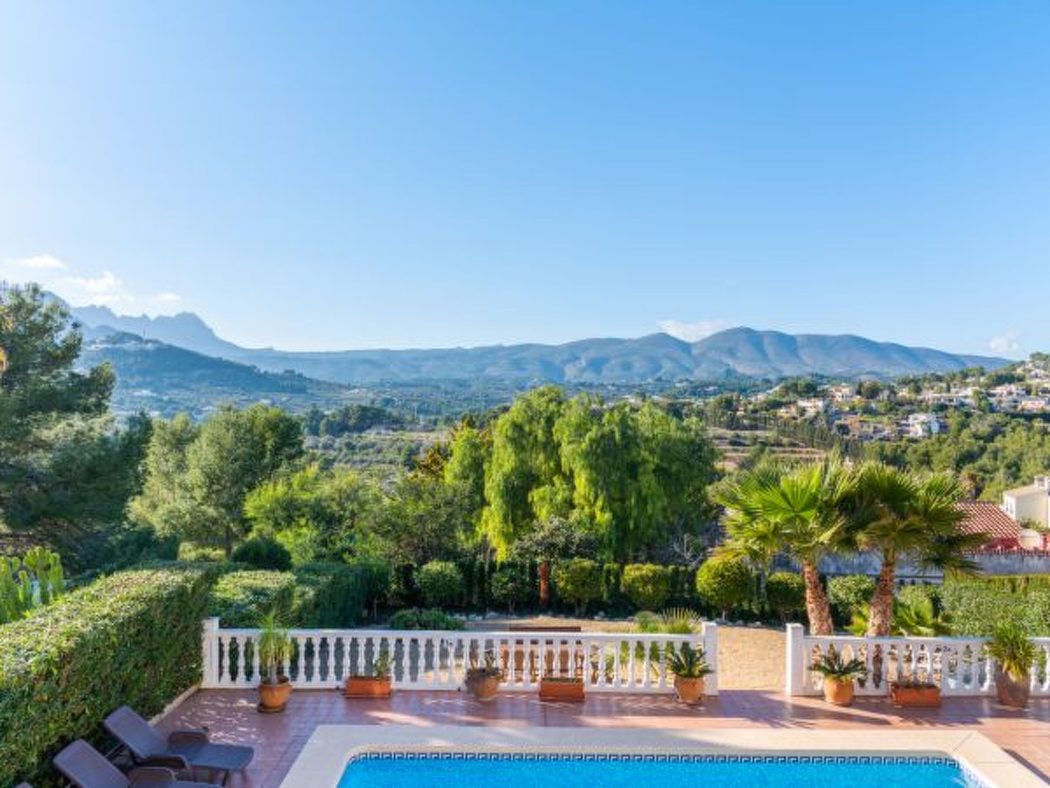 Photo of Villa Comodo - PlusHolidays