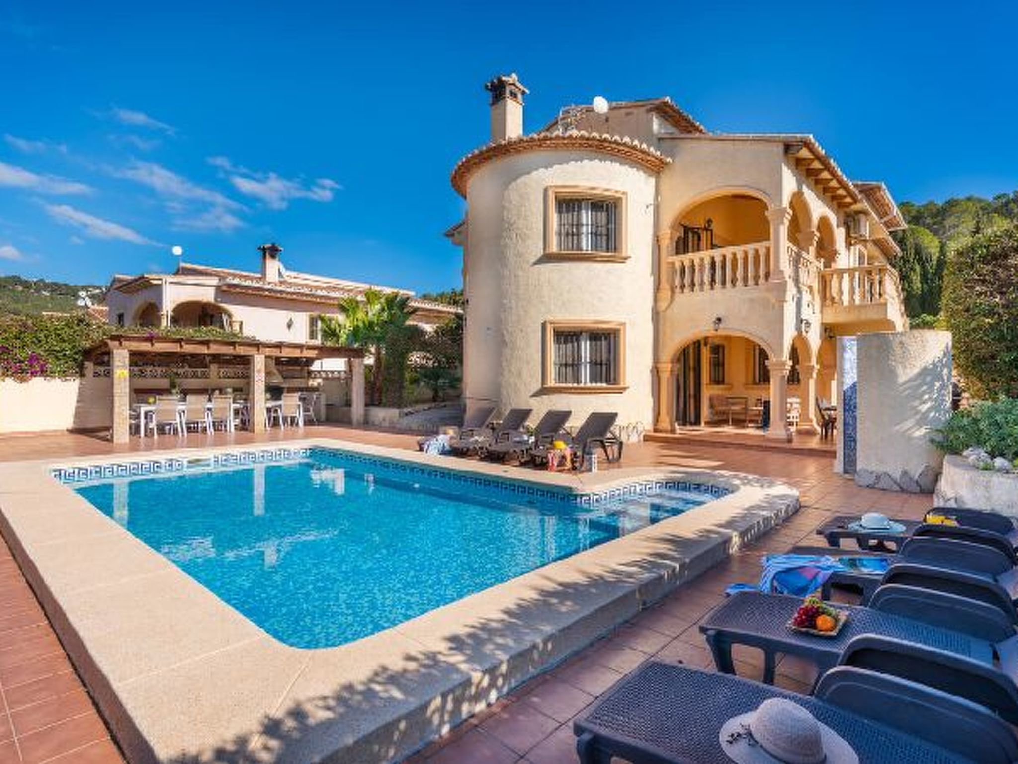 Photo of Villa Comodo - PlusHolidays