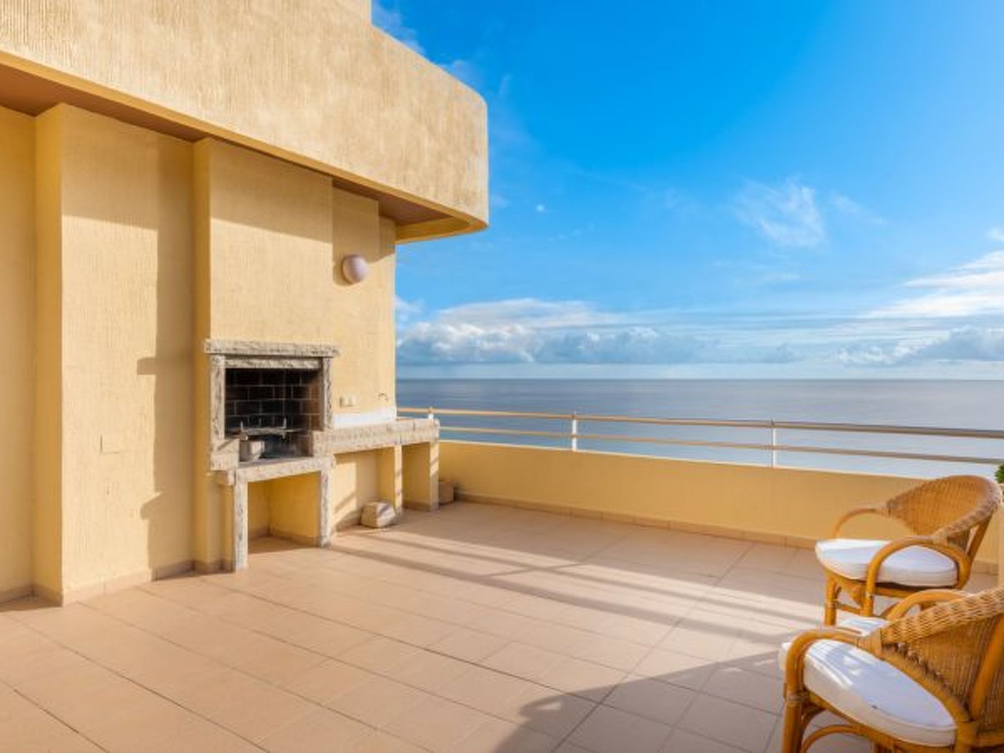 Photo of Apartment Turmalina Front - Plusholidays