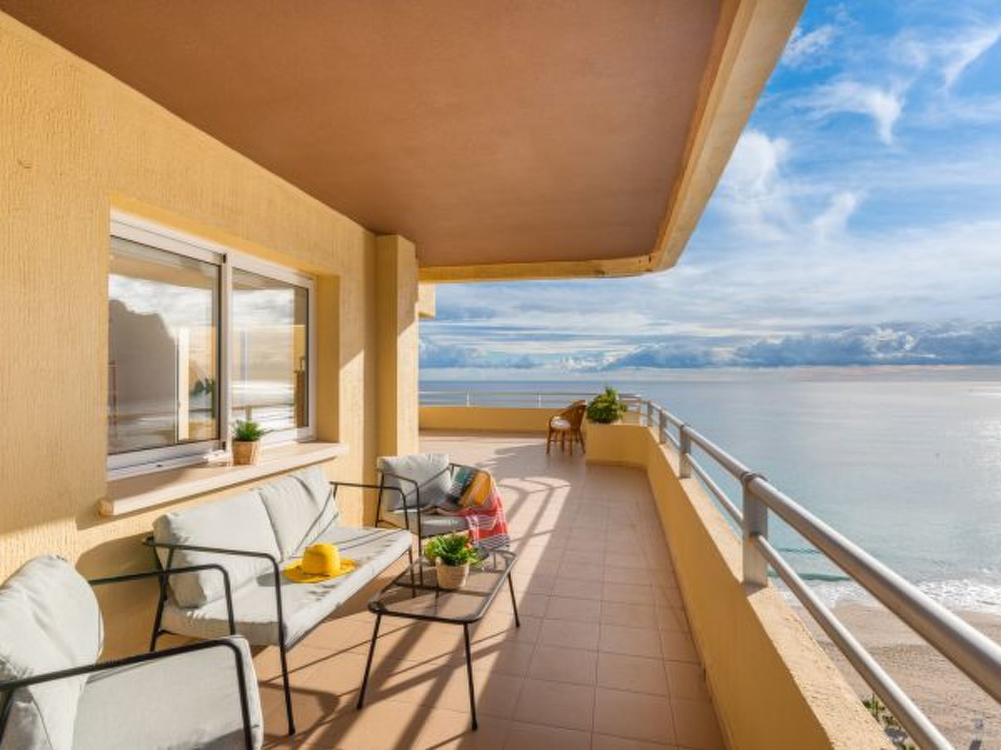 Photo of Apartment Turmalina Front - Plusholidays