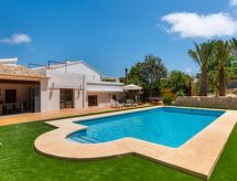 Villa Joan in Calpe: Luxe aan zee voor 19 personen met privézwembad - thumbnail 3