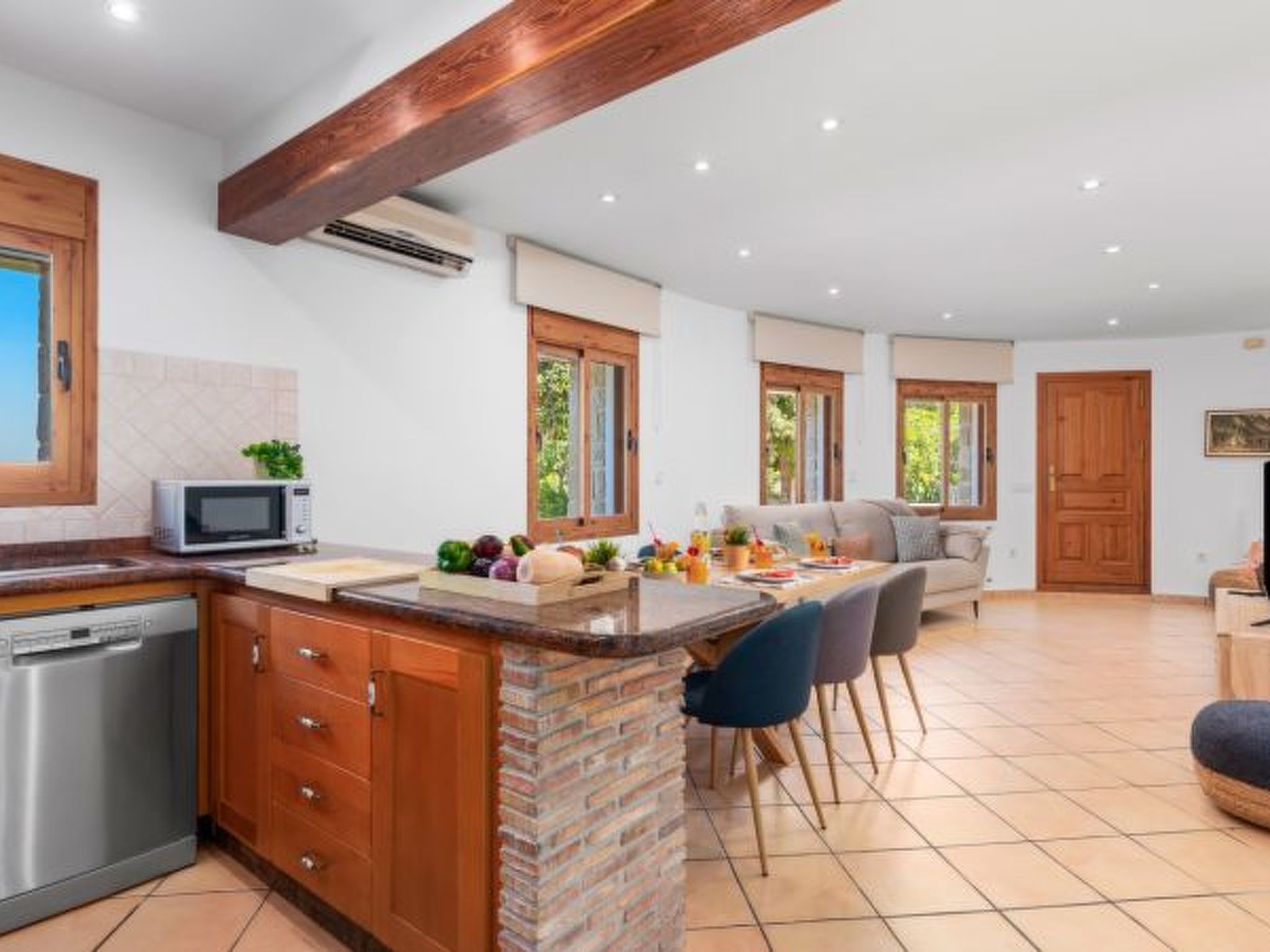 Photo of Villa Joan - PlusHolidays