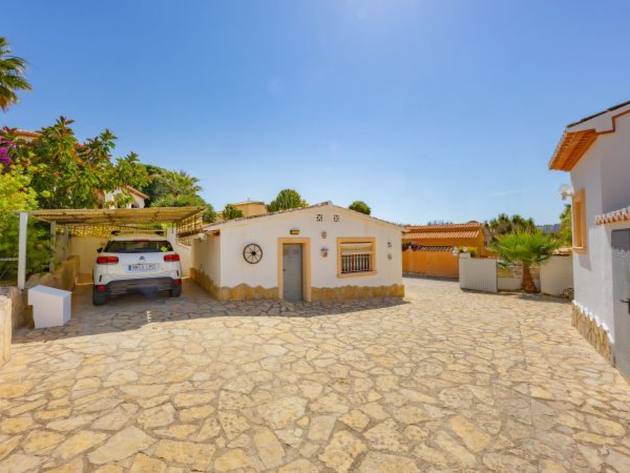 Photo of Villa Mona - PlusHolidays