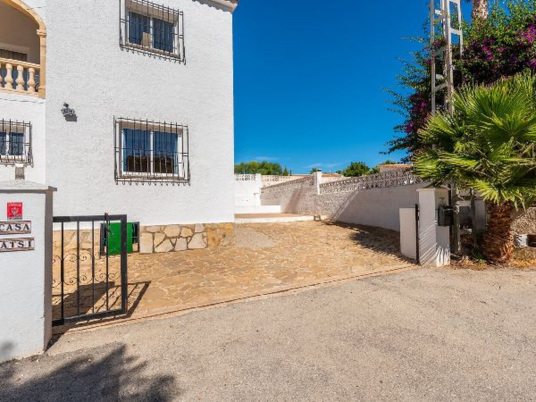 Photo of Villa Watsi - PlusHolidays