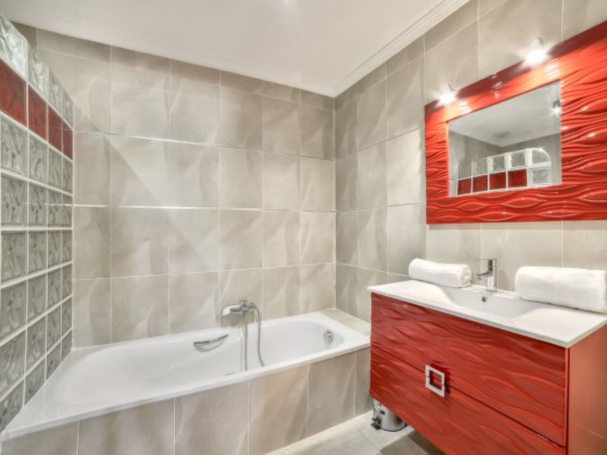 Photo of ES9730.1355.1