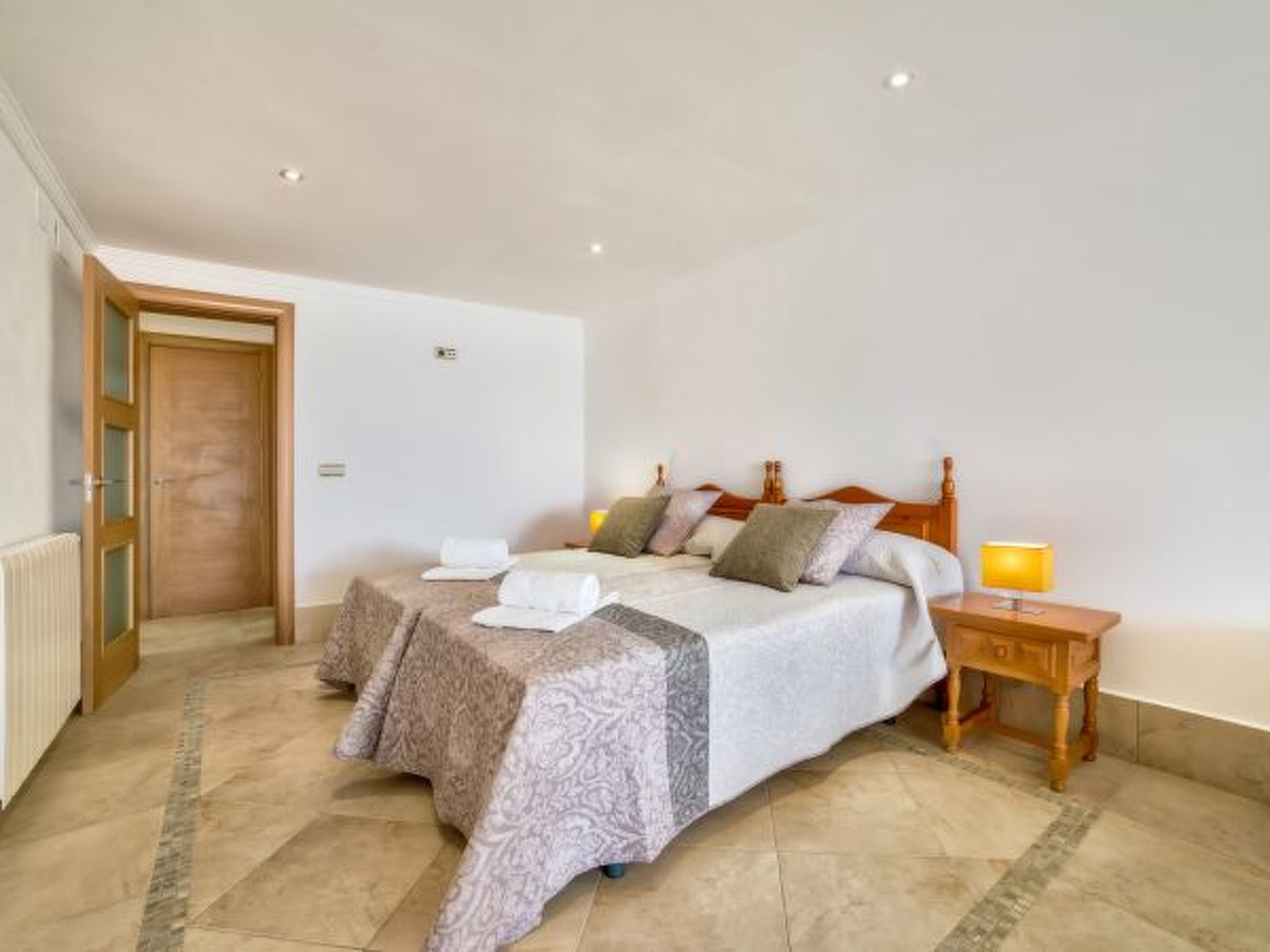 Photo of ES9730.1355.1