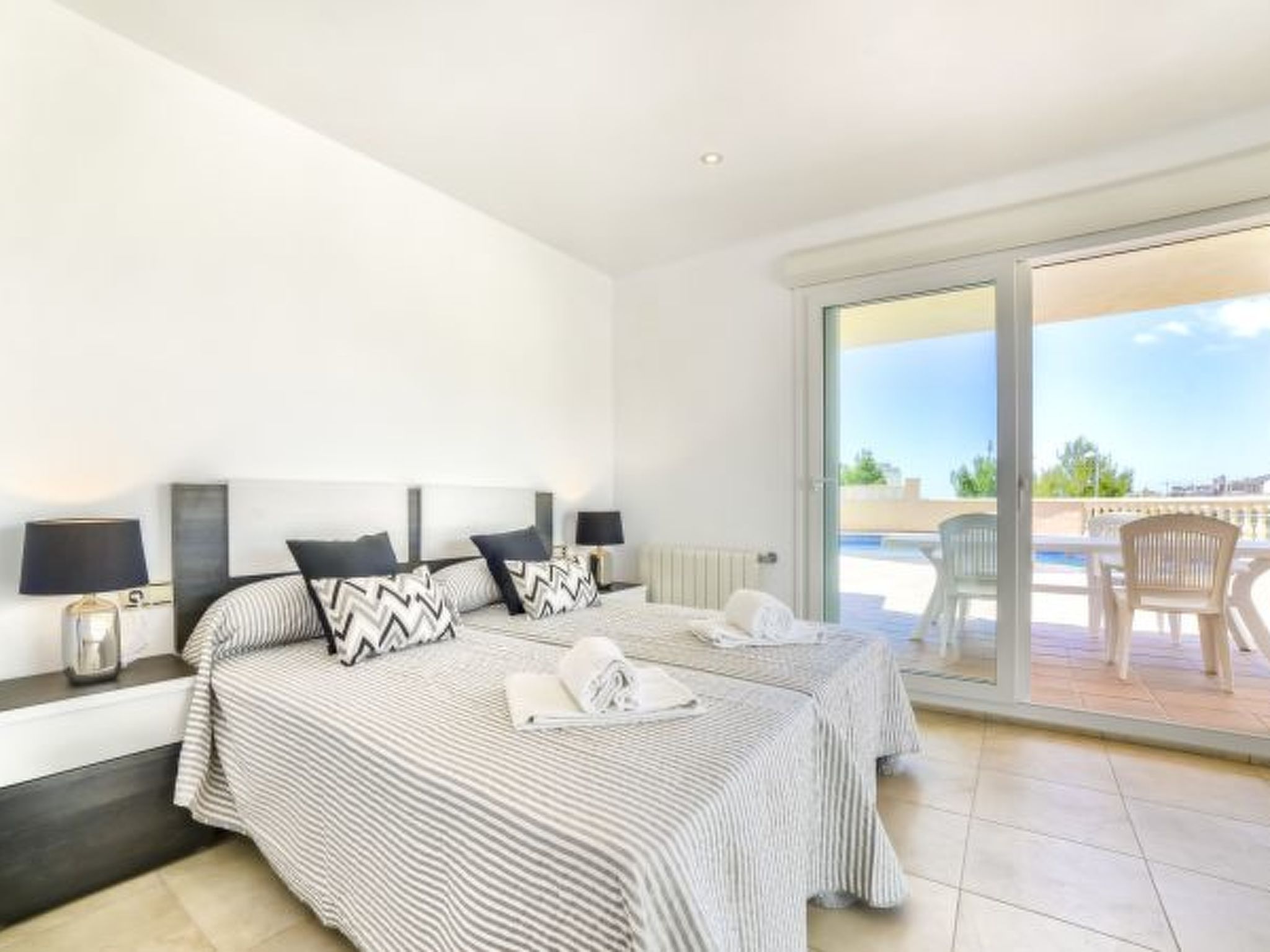 Photo of ES9730.1355.1