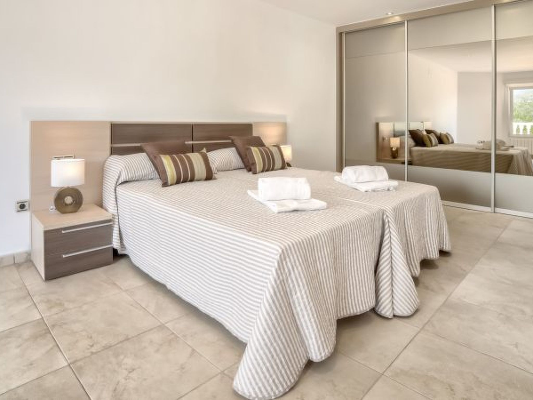 Photo of ES9730.1355.1