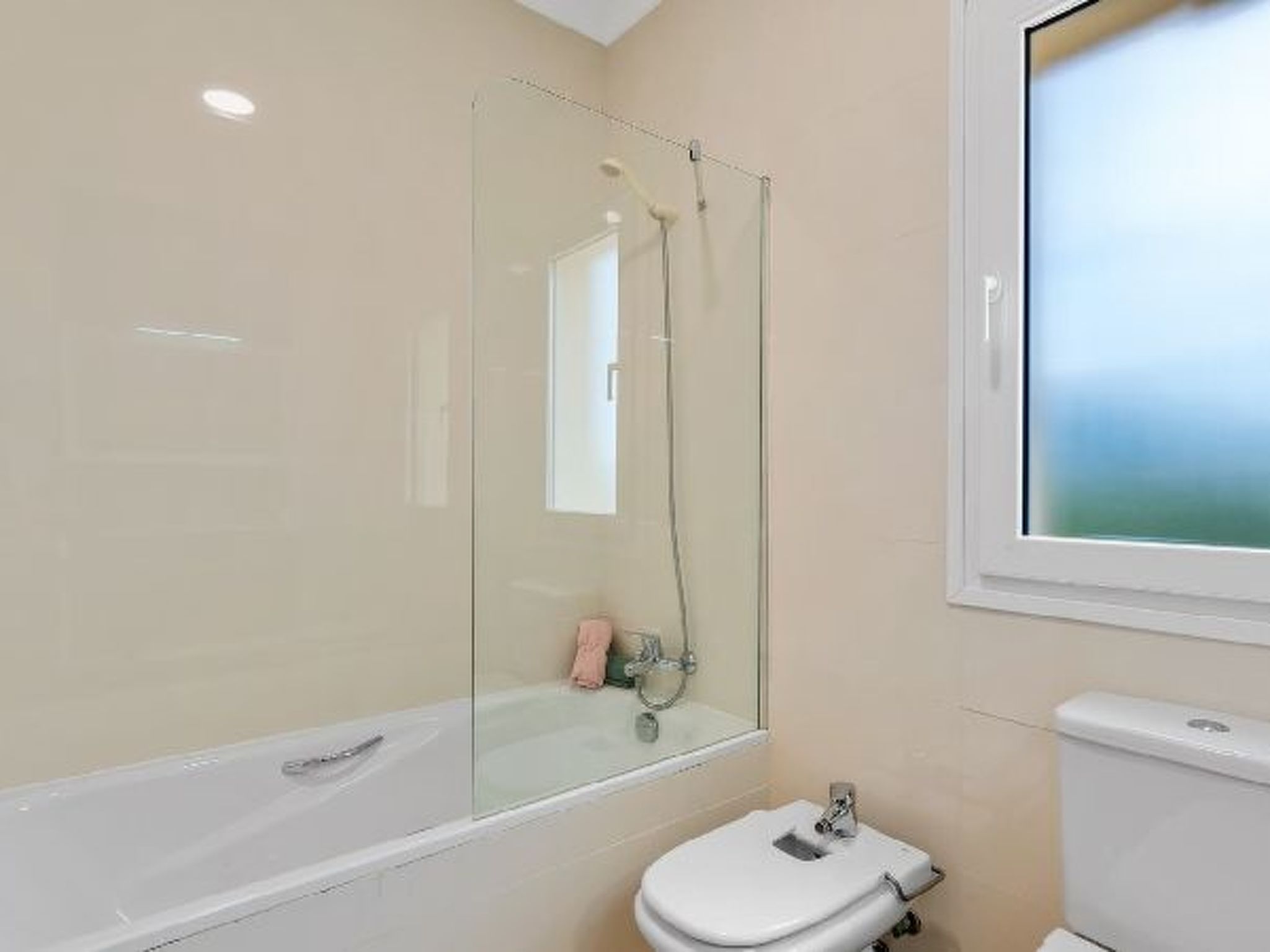 Photo of ES9730.1355.1