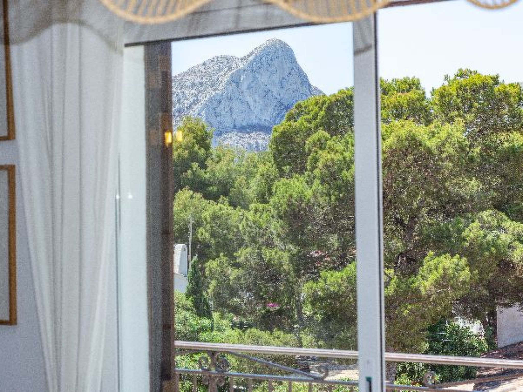 Photo of ES9730.1358.1