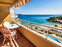 Voramar: Modern appartement direct aan het strand van Calpe met zeezicht - thumbnail 1