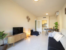 Apolo XVIII: Comfortabel appartement op 100 meter van Playa Cantal Roig - thumbnail 3