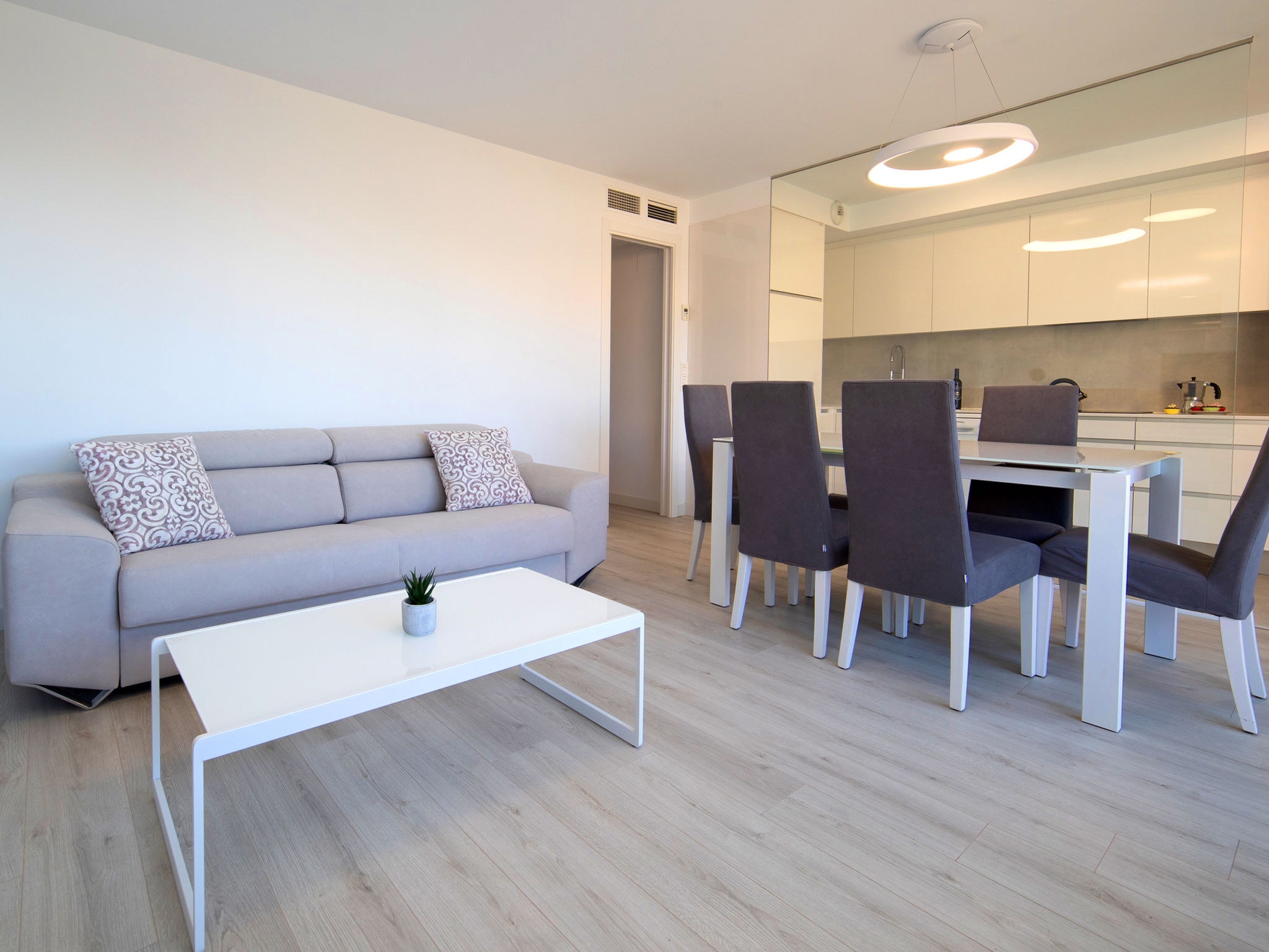 Photo of Isea Calpe 06