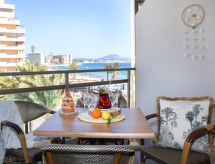 Luxe appartement direct aan Playa de la Fosa met zwembad en zeezicht in Calpe - thumbnail 1