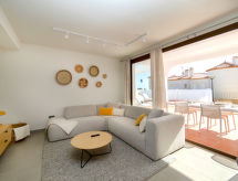 Op 600 m van zee: Modern vakantiehuis met privézwembad in Calpe - thumbnail 3