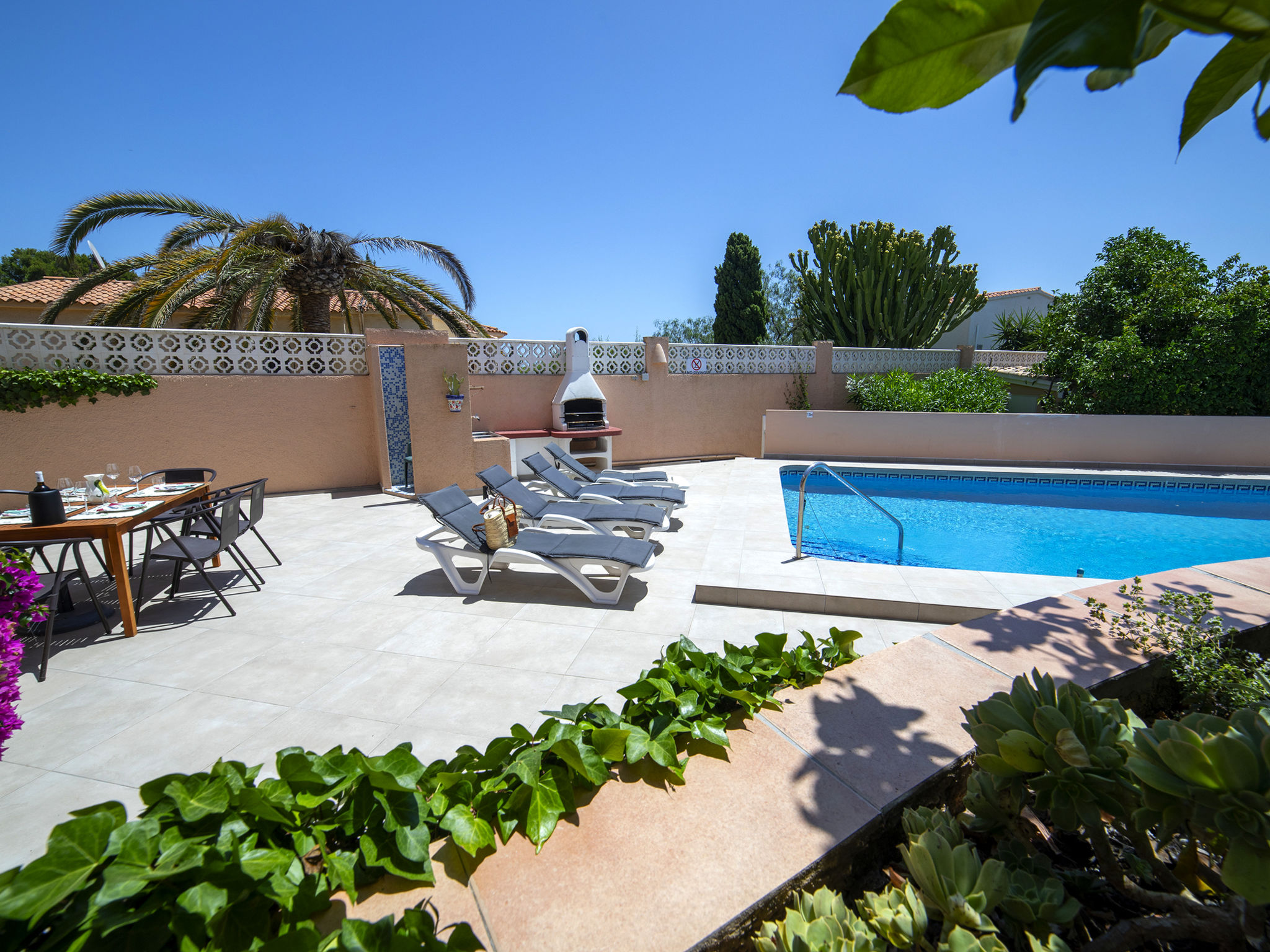 Santa Barbara-Dehors