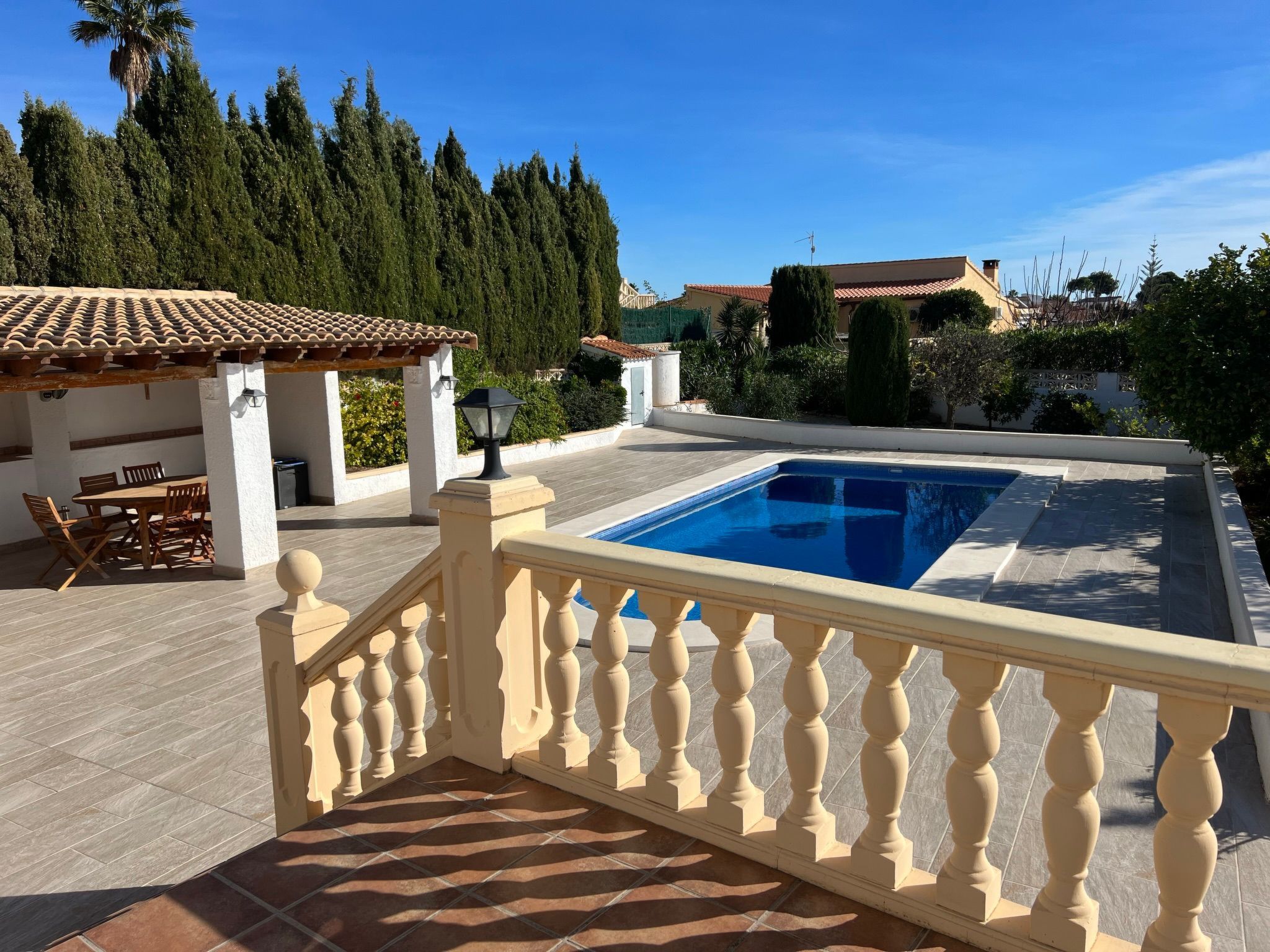 Schicker Bungalow in extrem ruhiger Lage und doch zentral gelegen-Image-tags.info