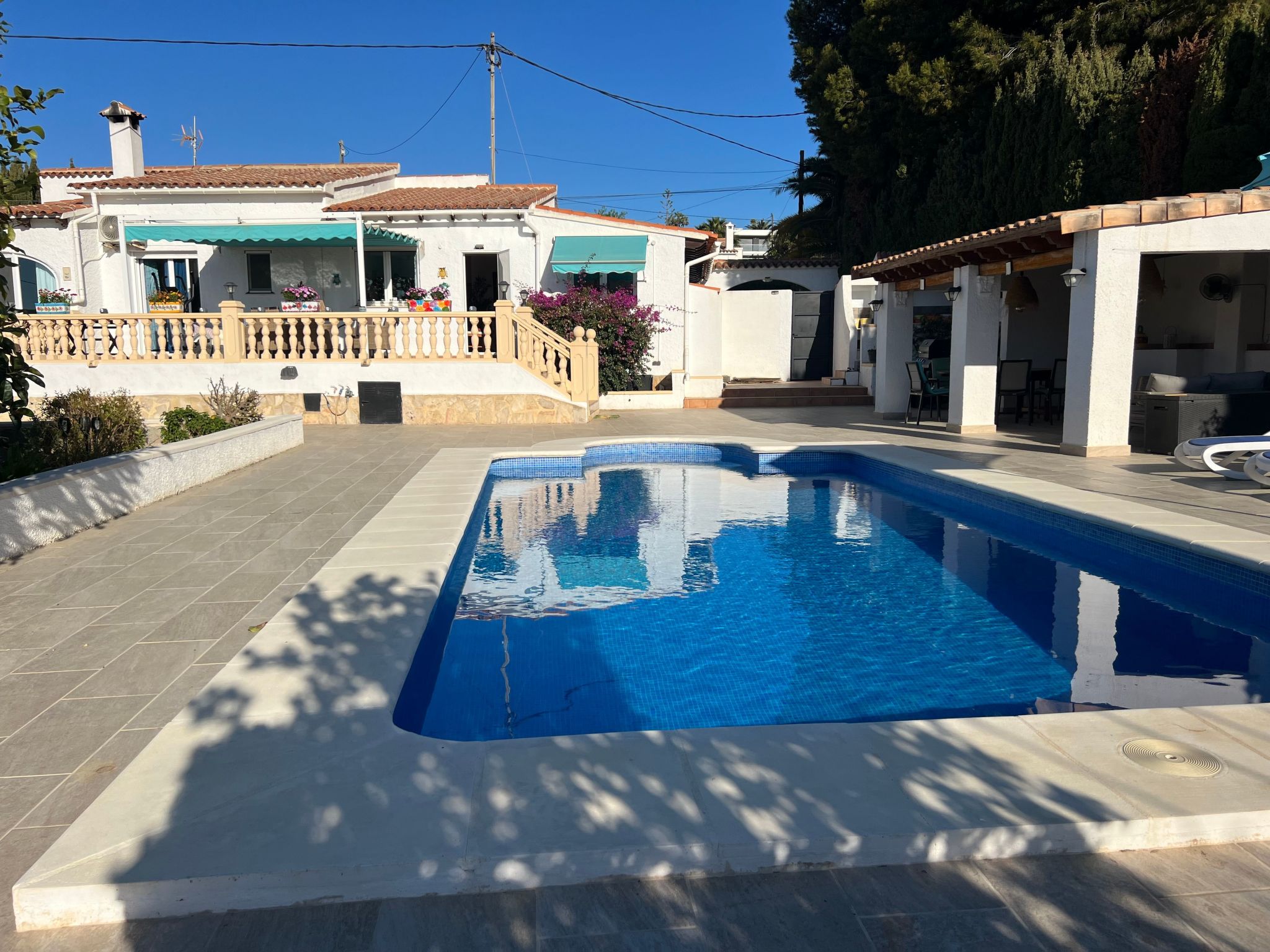 Schicker Bungalow in extrem ruhiger Lage und doch zentral gelegen-Image-tags.info