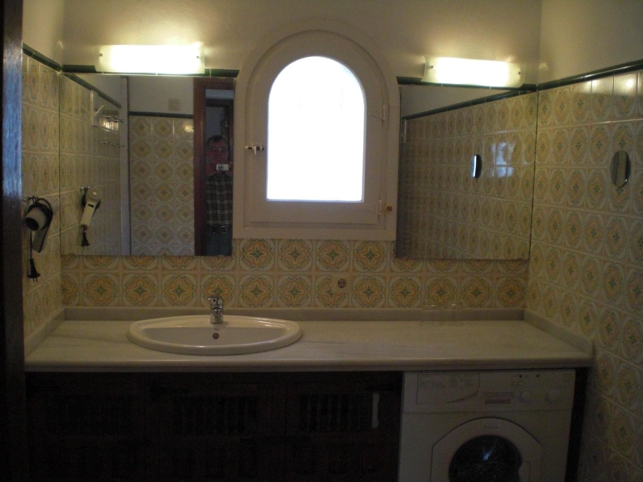 Mit privatem Pool und Meerblick-Binnen