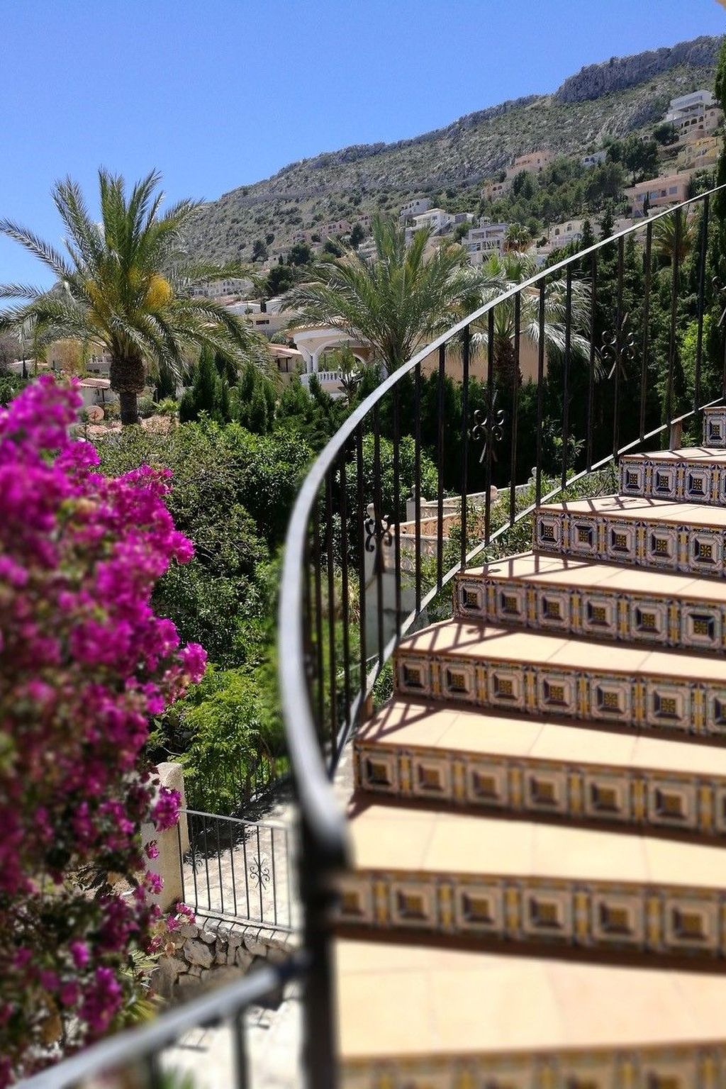 Mit privatem Pool und Meerblick-Binnen