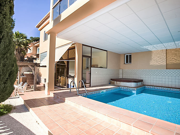 Search and Stay destination Calp, VC - Spain from AU$ 349. Raquel