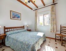 Villa Marfilena: Ruime familievilla met privézwembad dicht bij zee in Calpe - thumbnail 4