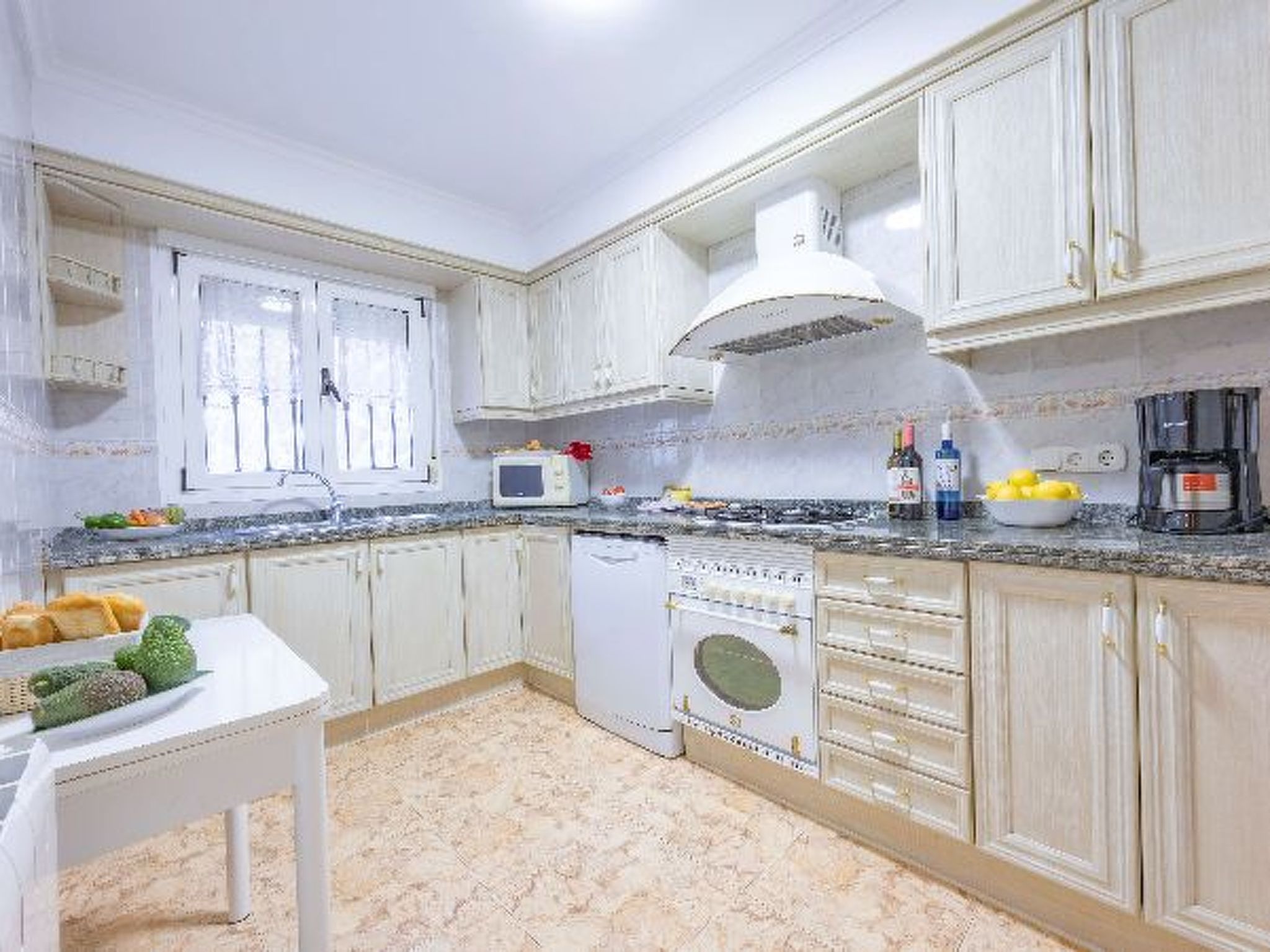 Photo of Villa Sunset - Plusholidays