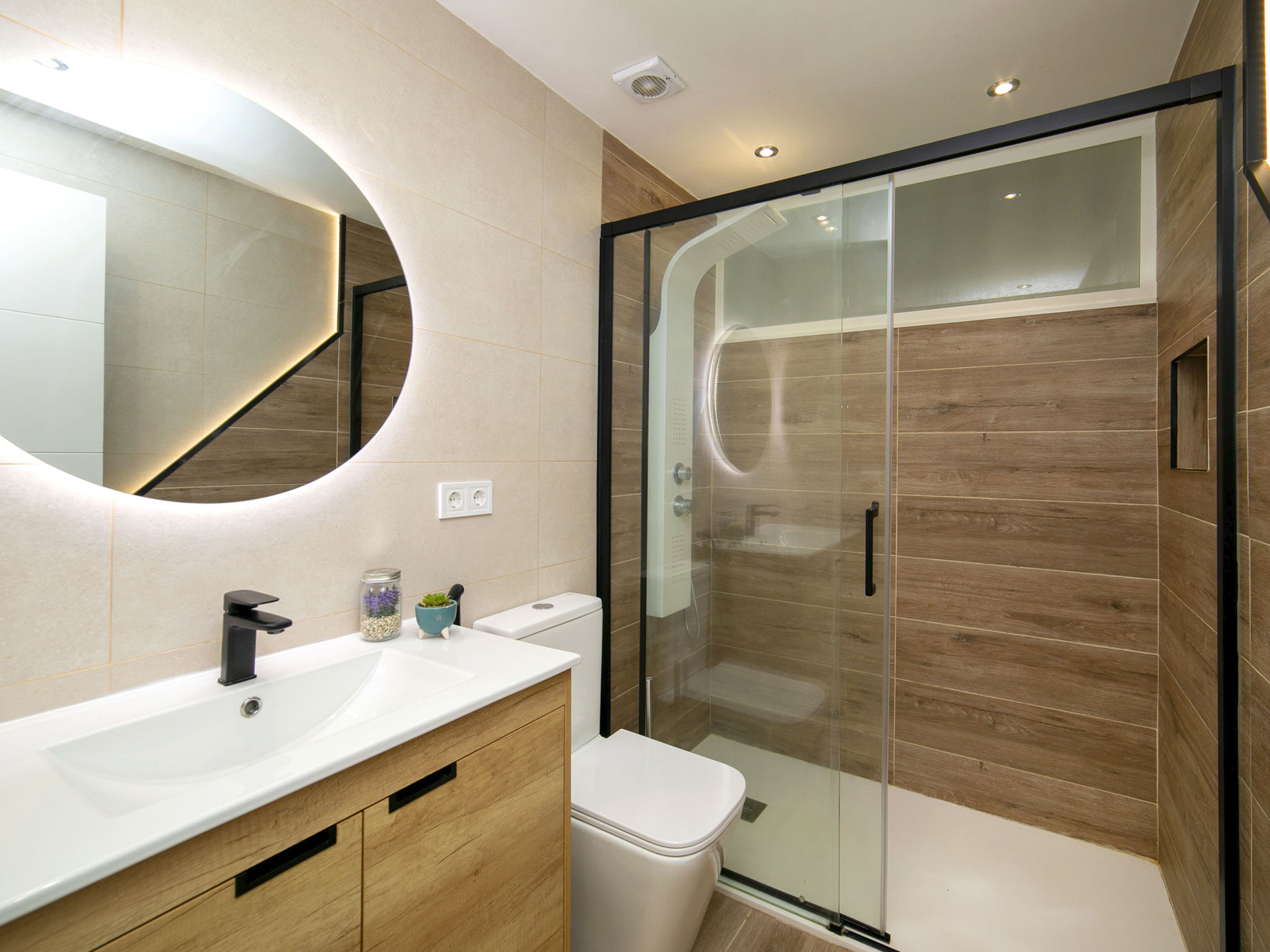 Pueblo Casanova-Drinnen