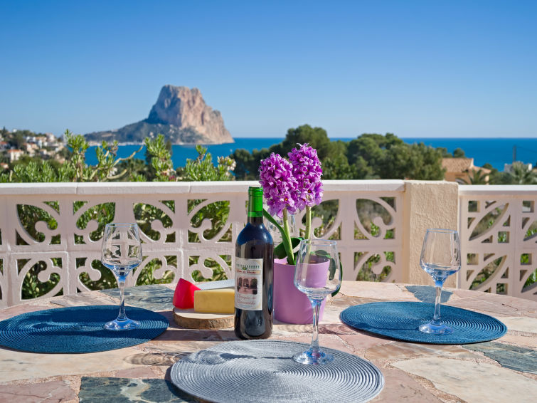 Search and Stay destination Calpe, VC - Spain from AU$ 684. Castillo